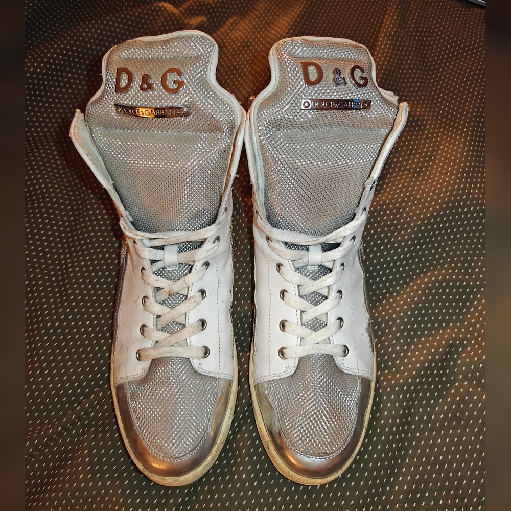 Vintage D&G White and Silver Men's Sneakers